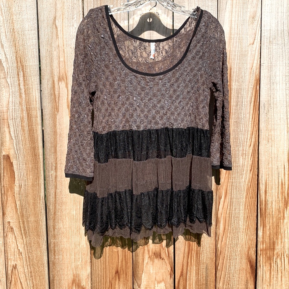 Sheer peasant top FREE PEOPLE brown black lace